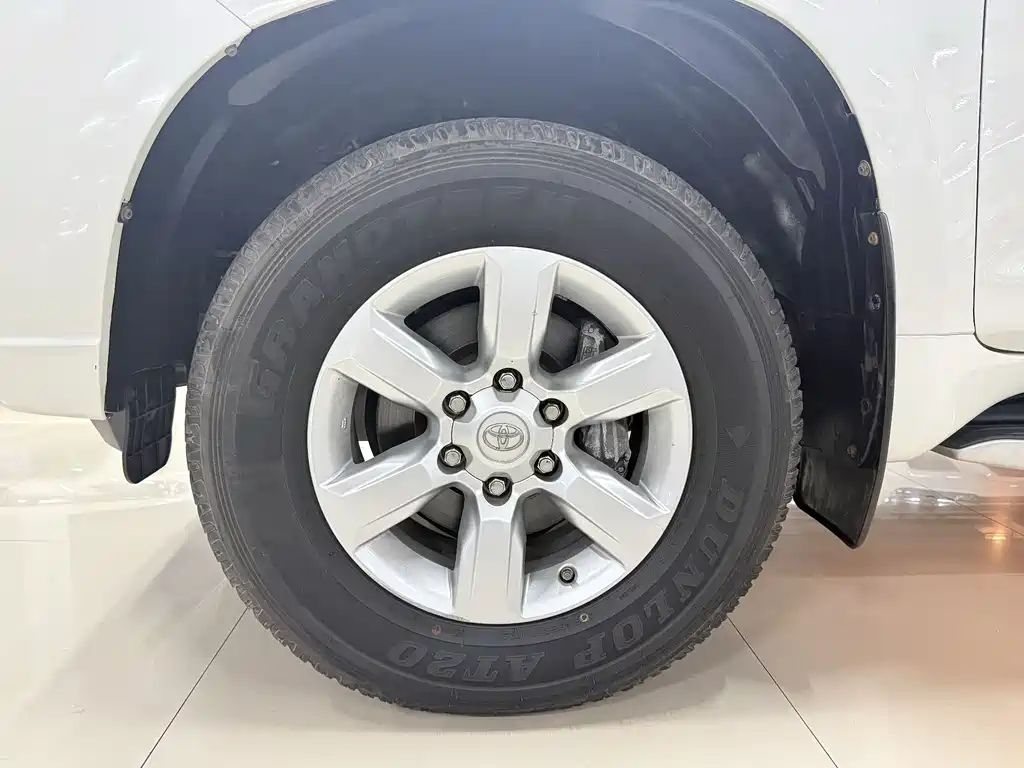 Toyota Prado 2017 — фото 20