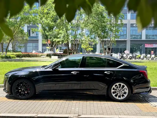 Cadillac CT5 2022