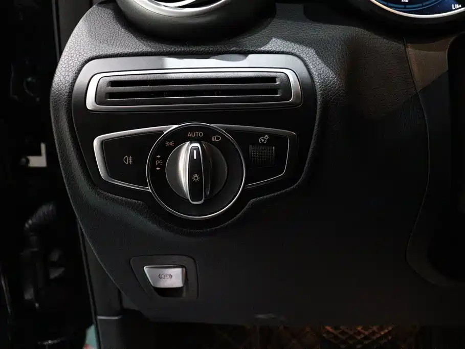 Mercedes-Benz GLC 2022 — фото 19