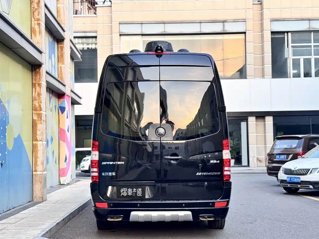 Mercedes-Benz Sprinter 2019 — фото 4