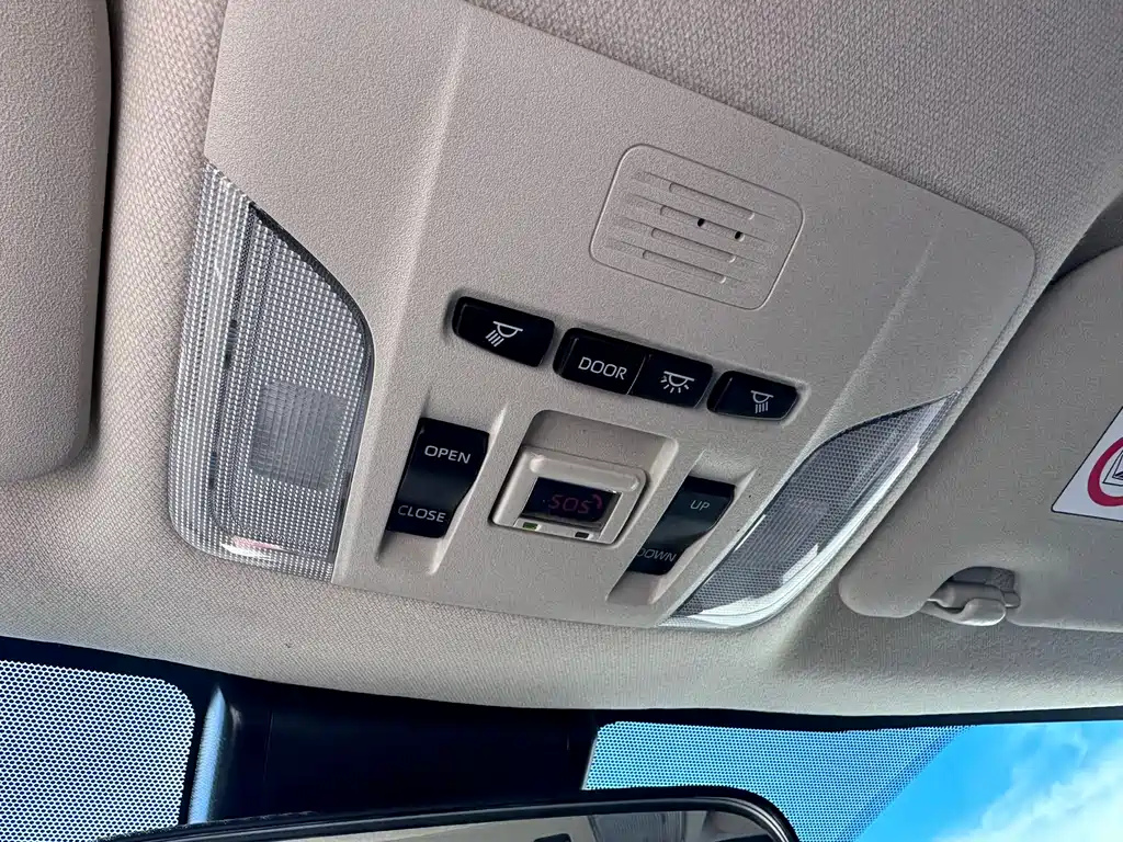 Toyota Corolla 2022 — фото 18