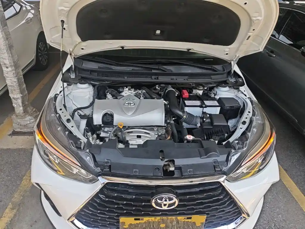 Toyota Yaris L 2021 — фото 20