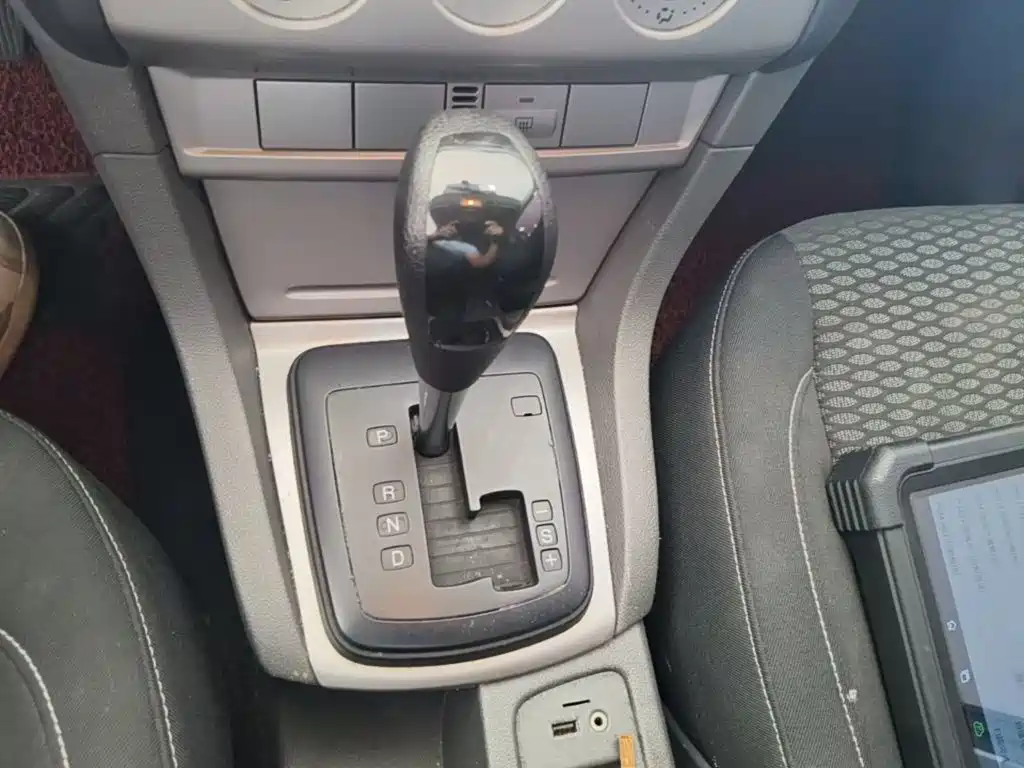 Ford Focus 2015 — фото 14