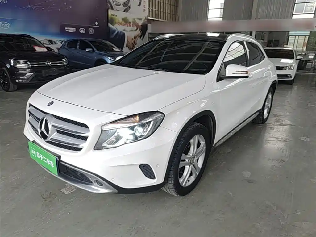 Mercedes-Benz GLA 2016 — фото 1