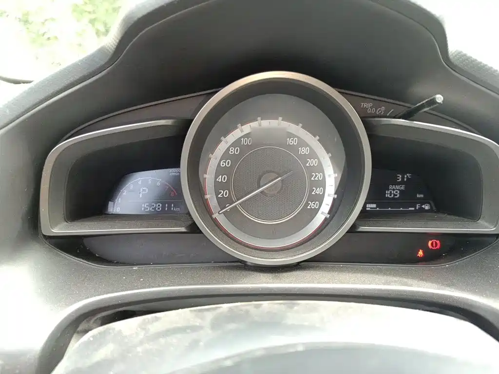 Mazda 3 Axela 2016