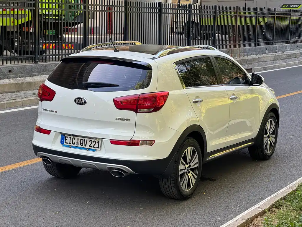 Kia Sportage 2015 — фото 16
