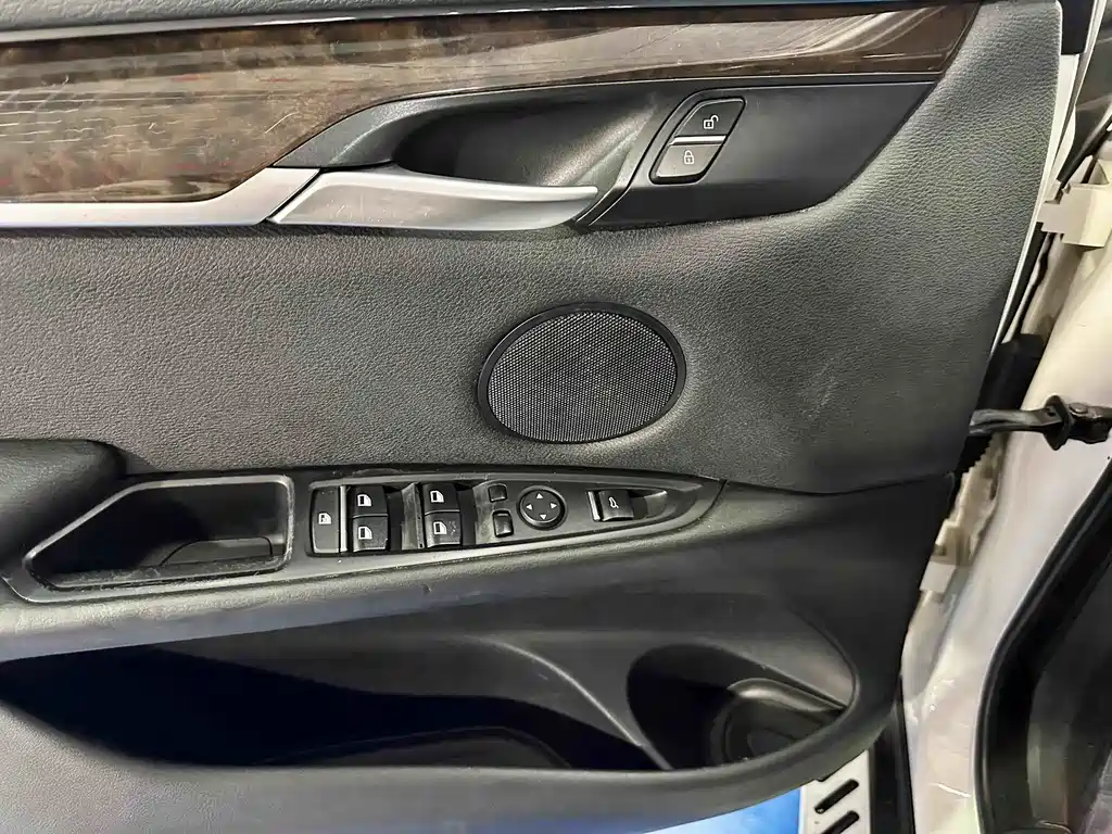 BMW X5 2015 — фото 14