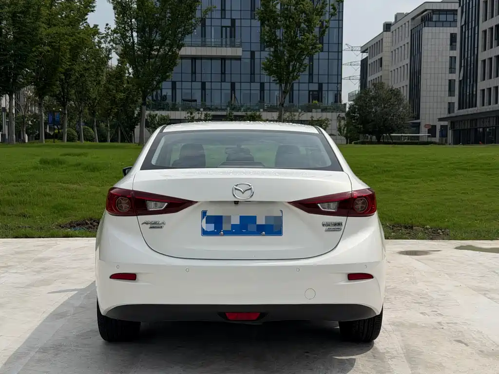 Mazda 3 Angkesela 2016