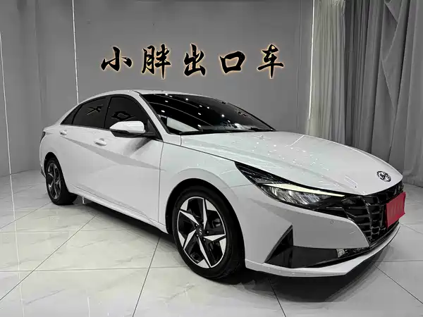 Hyundai Elantra 2023