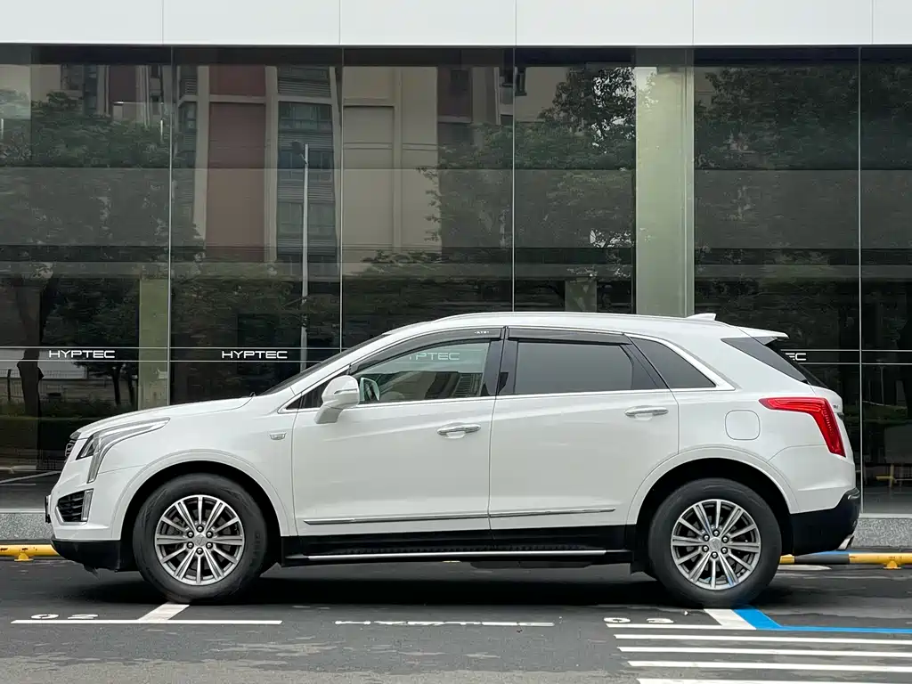 Cadillac XT5 2018 — фото 4