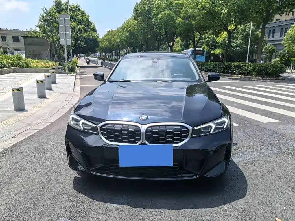 BMW 3 Series 2024
