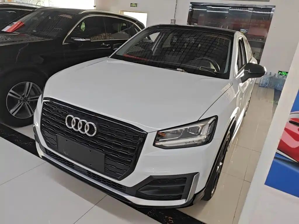 Audi Q2L 2019 — фото 2