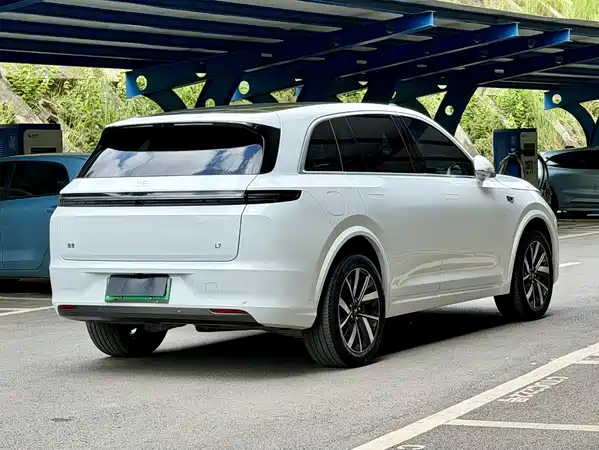 Li Auto L7 2023