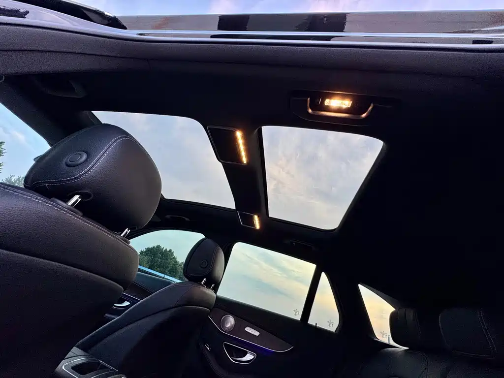 Mercedes-Benz GLC 2020 — фото 25