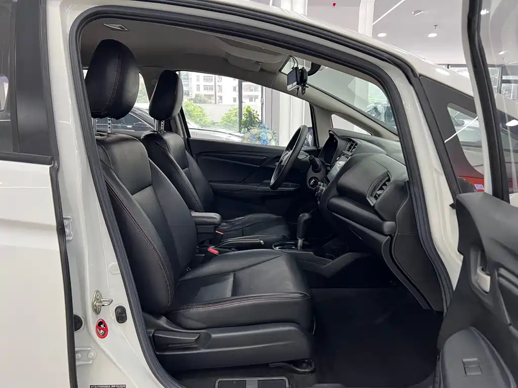 Honda Fit 2019 — фото 10
