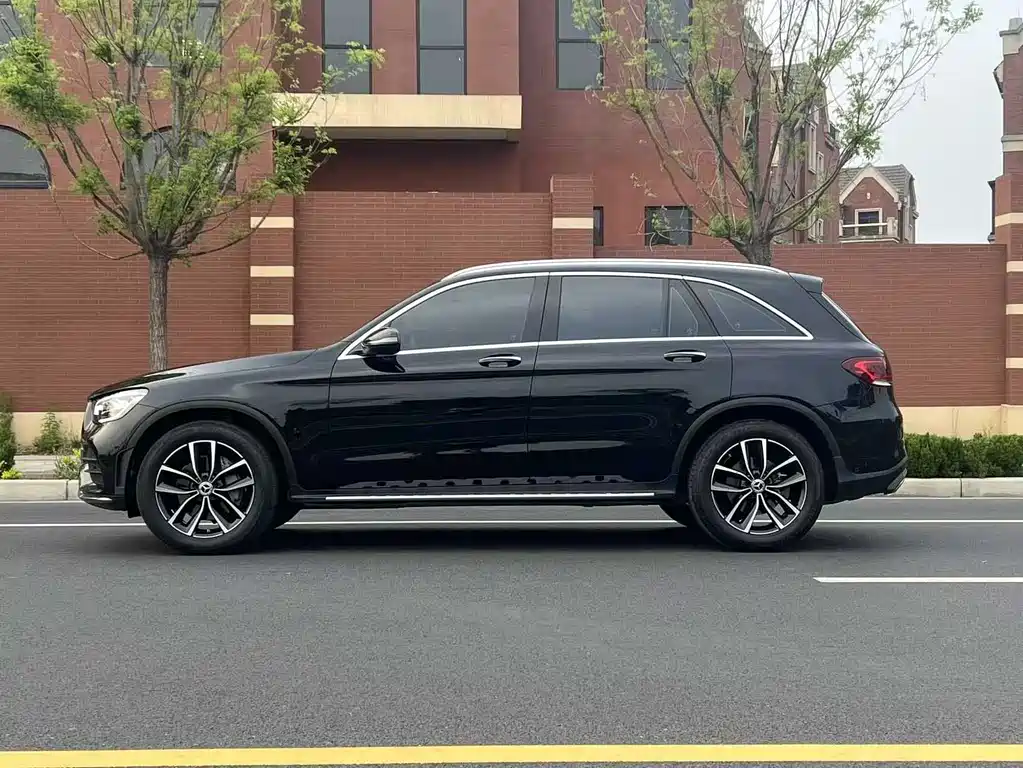 Mercedes-Benz GLC 2022 — фото 19