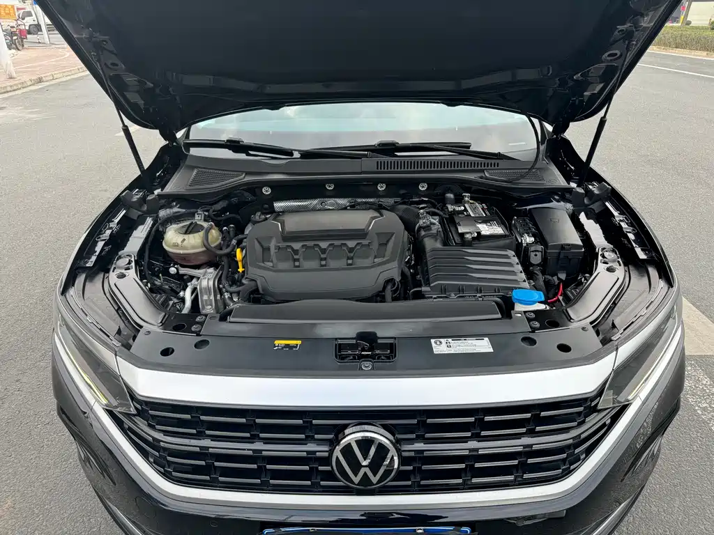 Volkswagen Passat 2023 — фото 18