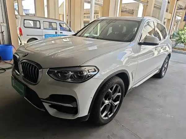 BMW X3 2021