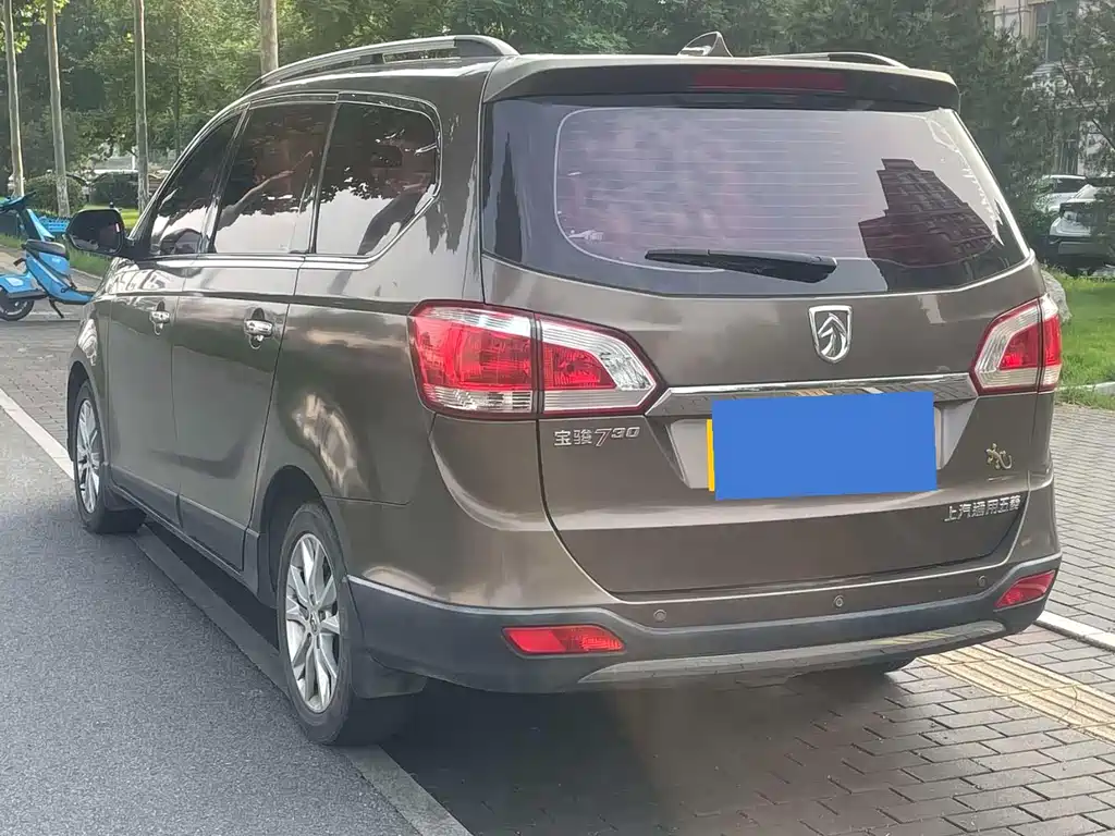 Baojun 730 2014