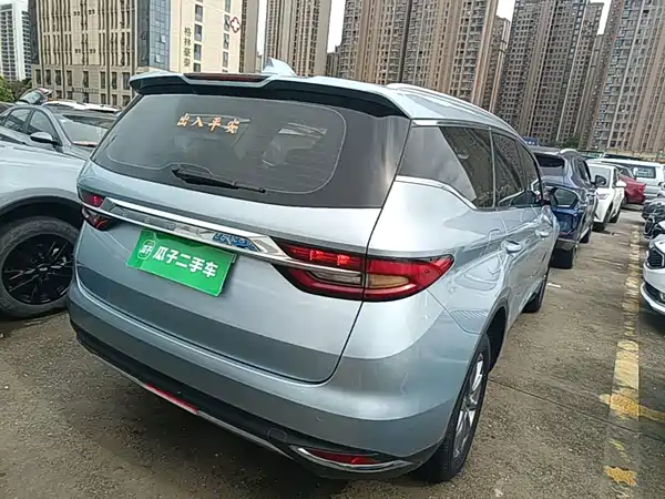 Geely Jiaji 2021