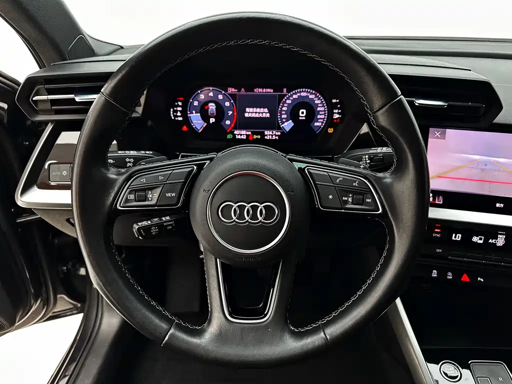 Audi A3 2023 — фото 20