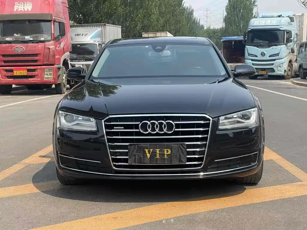 Audi A8 2014