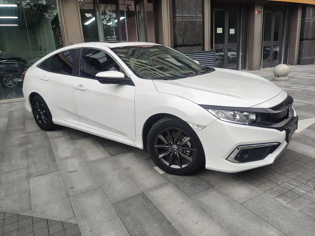 Honda Civic 2021 — фото 3