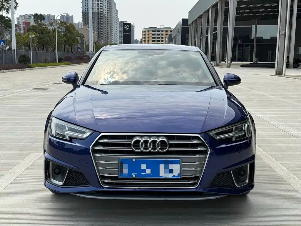 Audi A4L 2019 — фото 2