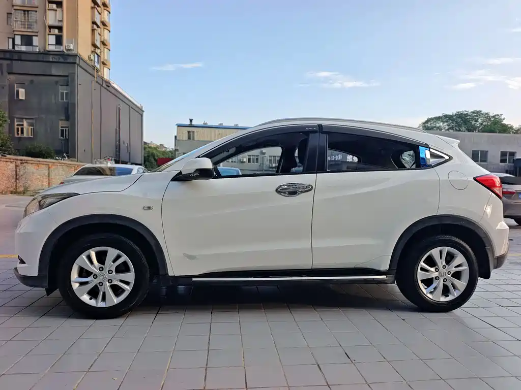 Honda Vezel 2017 — фото 4