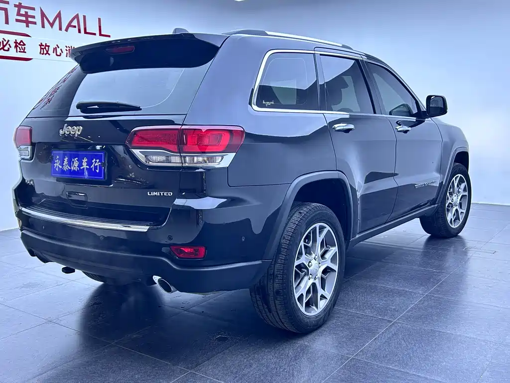Jeep Grand Cherokee 2022 — фото 5