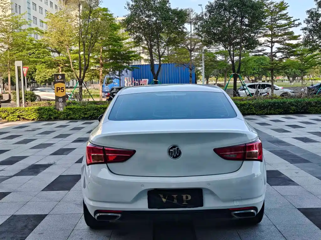 Buick Verano 2018 — фото 13