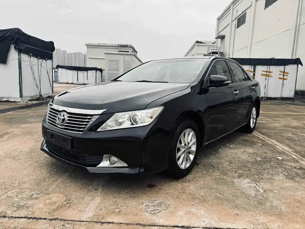 Toyota Camry 2014
