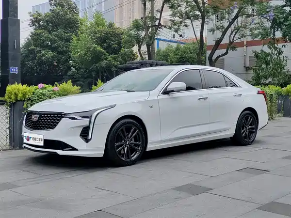 Cadillac CT4 2022
