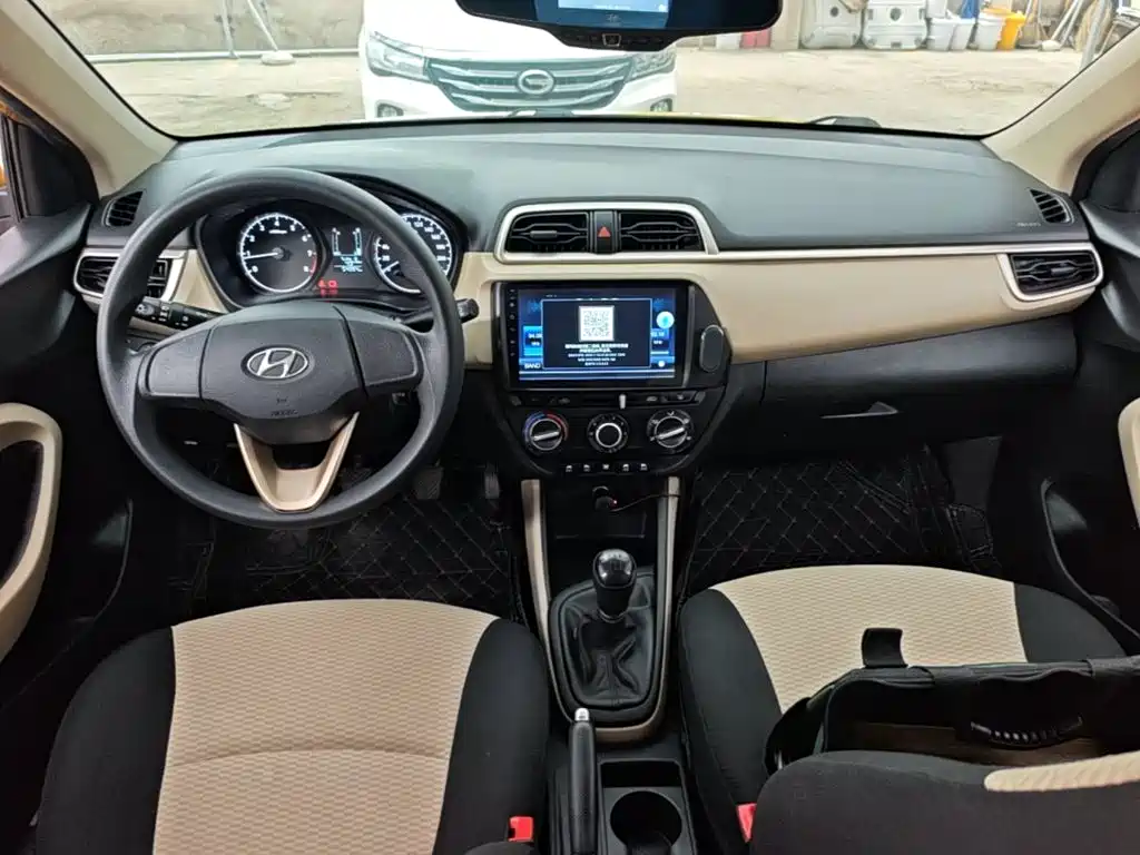 Hyundai Accent 2018 — фото 10