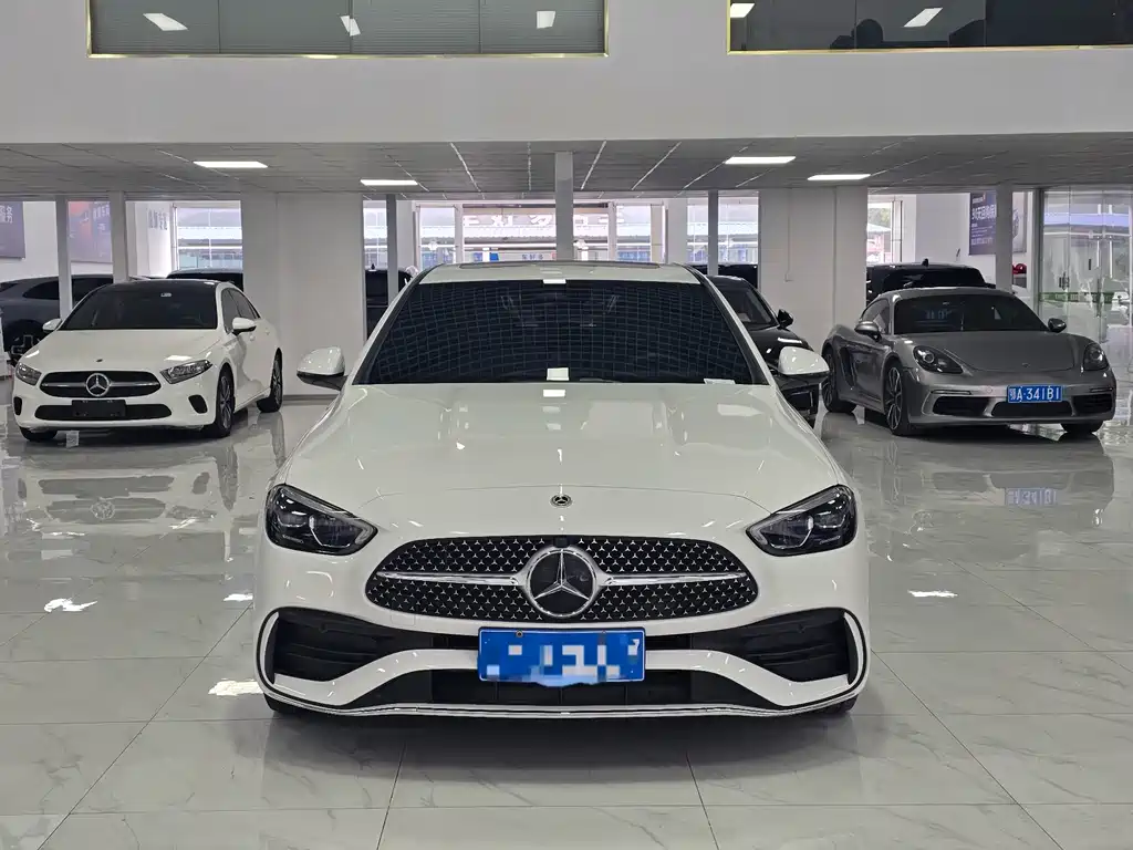 Mercedes-Benz C-Class 2023 — фото 2
