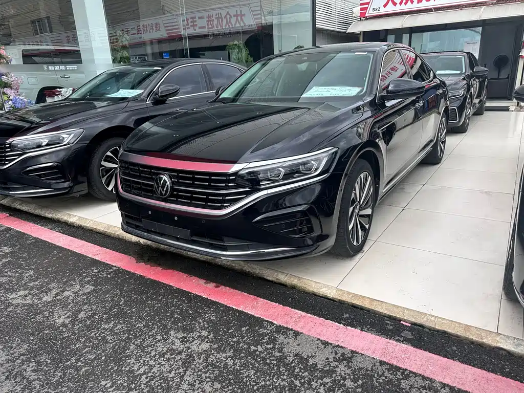 Volkswagen Passat 2022