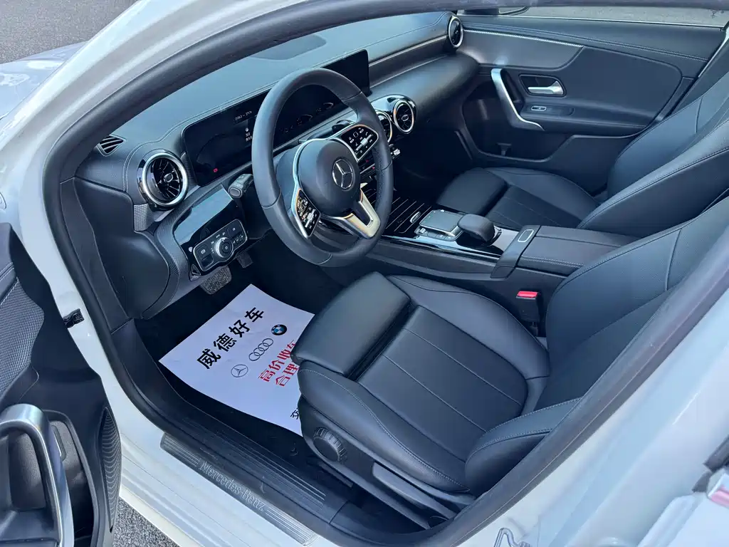 Mercedes-Benz A-Class 2022 — фото 8