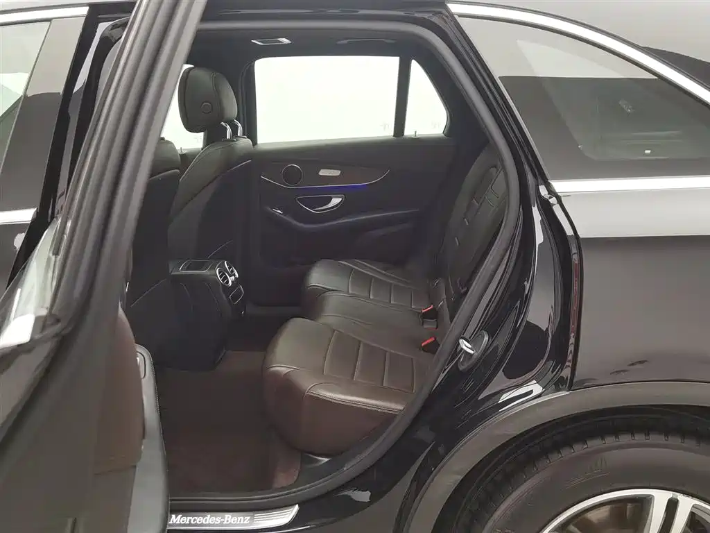 Mercedes-Benz GLC 2020 — фото 15