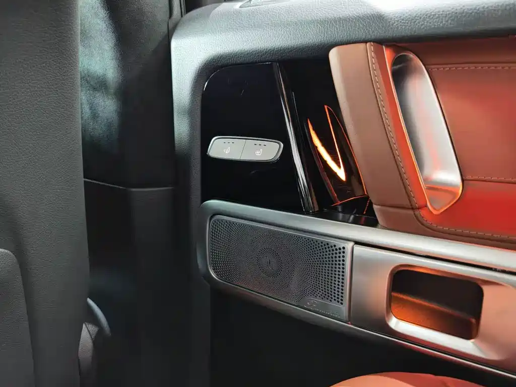 Mercedes-Benz G-Class 2023 — фото 17