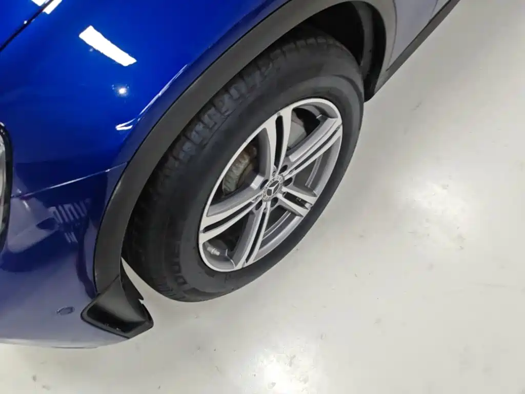 Mercedes-Benz GLC 2020 — фото 23