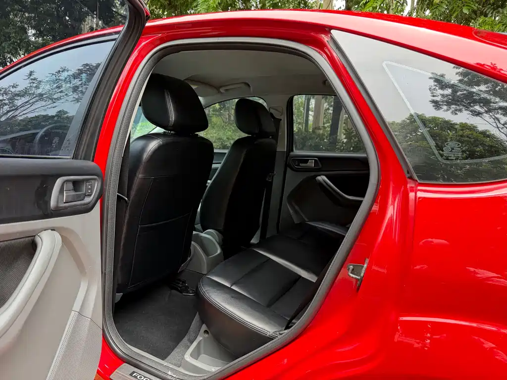 Ford Focus 2014