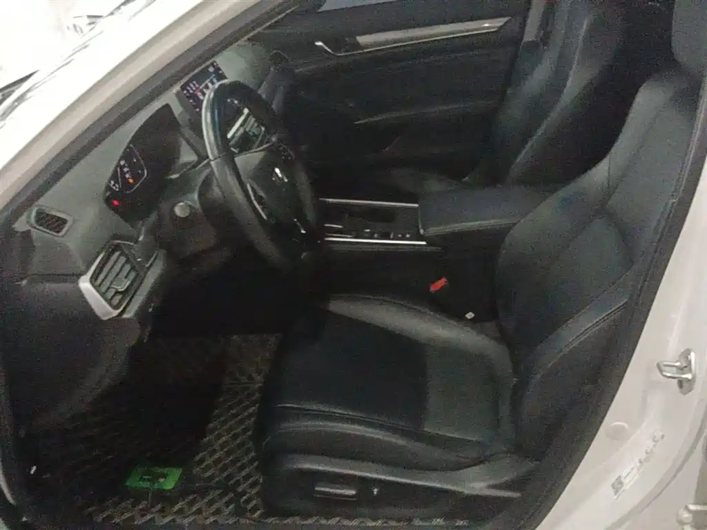Honda Accord 2019 — фото 15