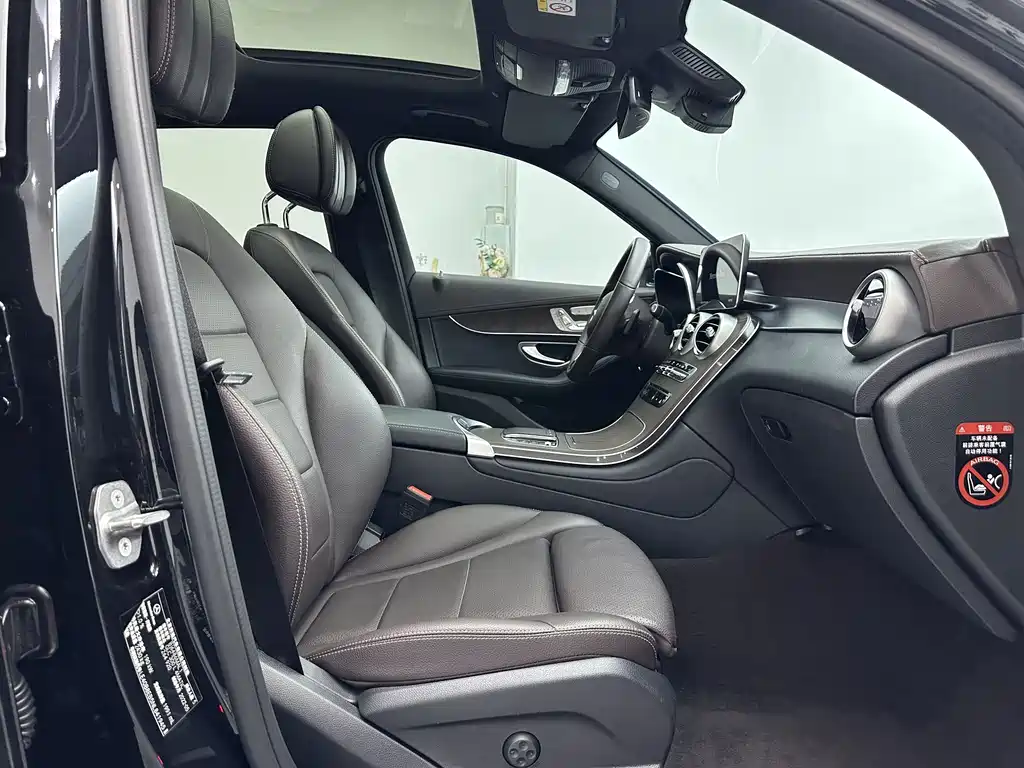 Mercedes-Benz GLC 2022 — фото 13