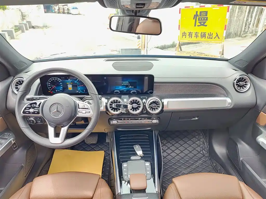 Mercedes-Benz GLB 2021 — фото 10