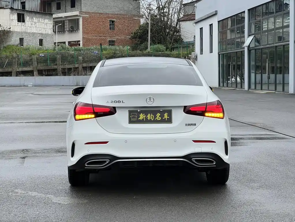 Mercedes-Benz A-Class 2025 — фото 16