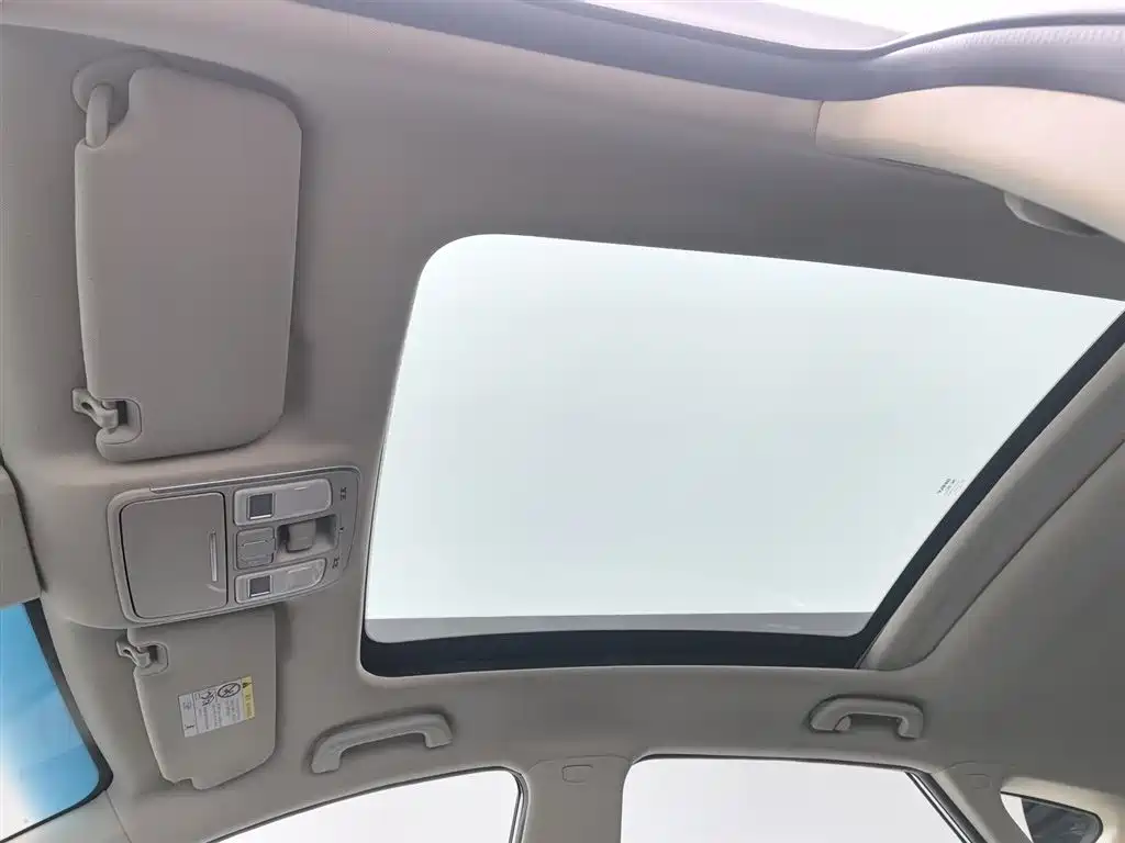 Geely Emgrand GS 2018 — фото 14