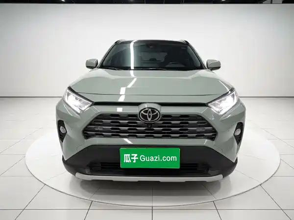 Toyota RAV4 2021
