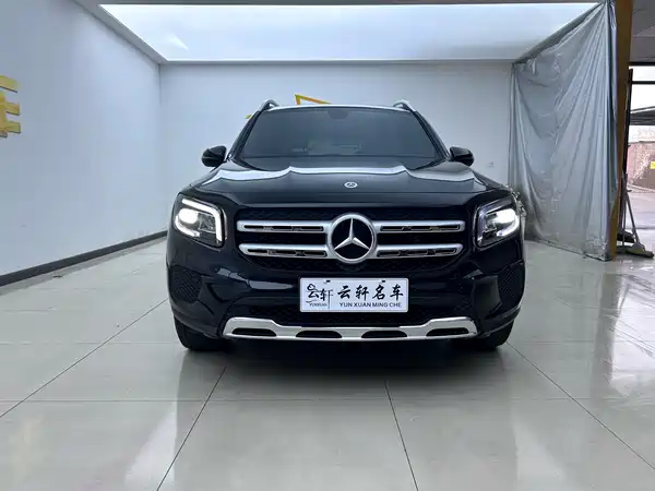 Mercedes-Benz GLB 2023