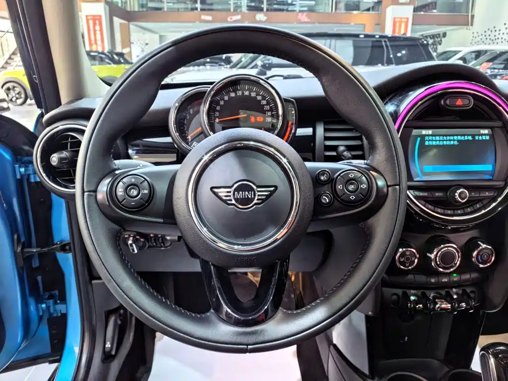 MINI Mini 2019