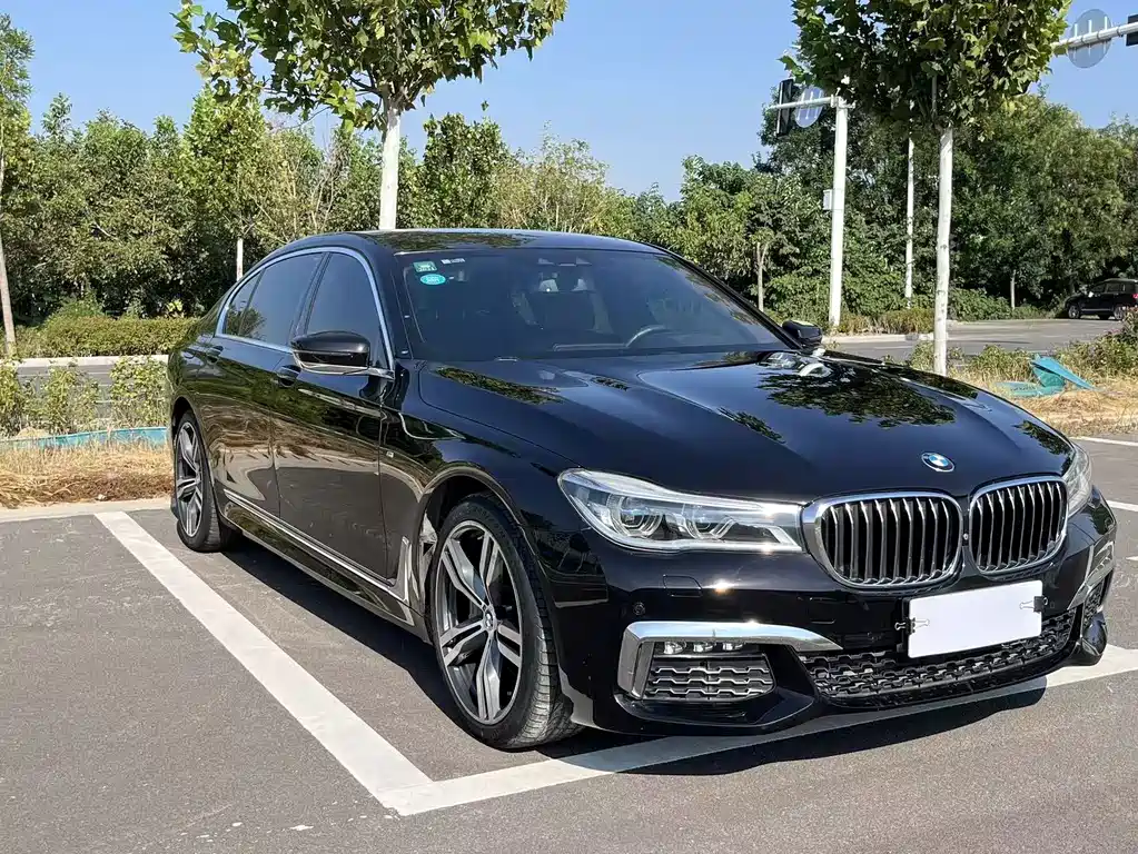 BMW 7 Series 2019 — фото 2